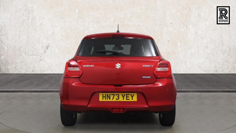Suzuki Swift Photo cohere-773e3c81975841968558f47cb5a6f627afb1ed21.jpg