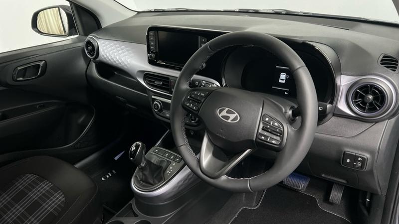 Hyundai i10 Photo cohere-773f12c8c4b24eef0e8c723f4316eab725ae5788.jpg
