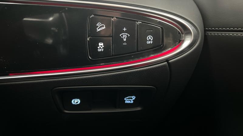 Genesis GV70 Photo cohere-7741494245faaa84dd0c6b52d283f7030e457f38.jpg