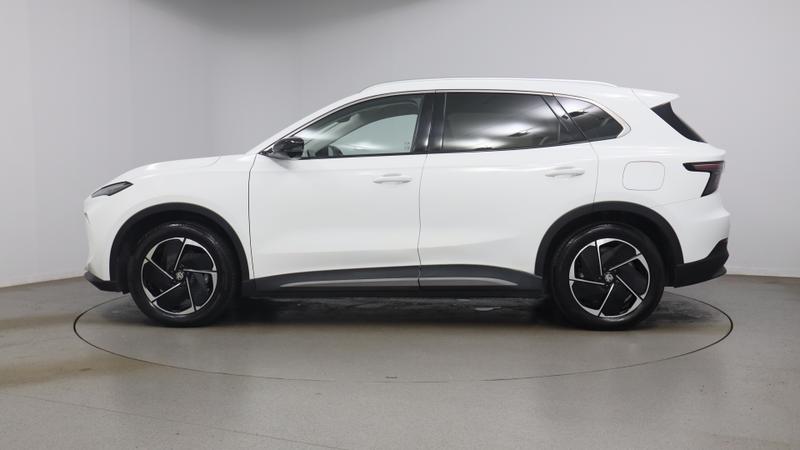 MG MGS5 EV Photo cohere-775a1d90d2d6f42568cfc99c752cf5b8b14e9d19.jpg