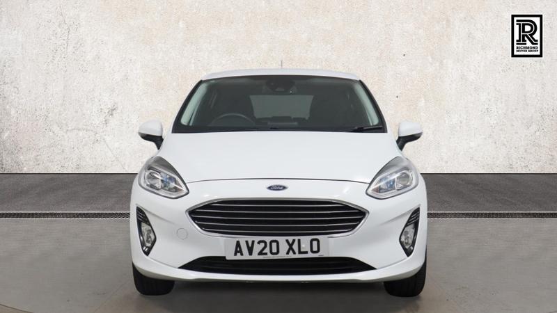 Ford FIESTA Photo cohere-77760d7286efa782f4ff65201b027570eb0f9ae6.jpg