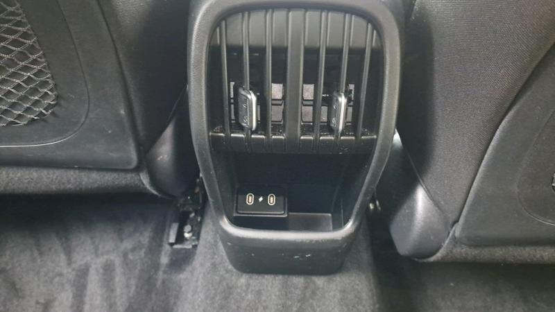 Hyundai KONA Photo cohere-77e01dc056002095e877e9c2ed37ebea250c51a9.jpg