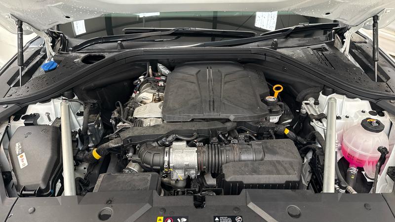 Genesis GV70 Photo cohere-7877b264d3b98e8e3f28f9b4c86f2d79cc89822c.jpg