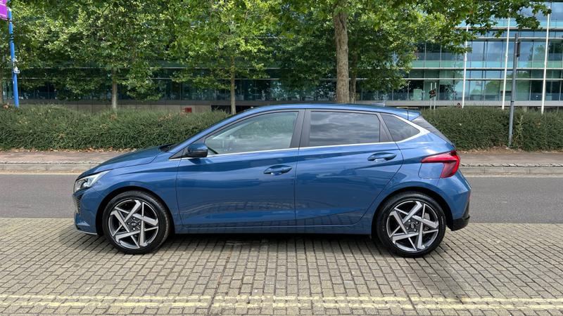 Hyundai i20 Photo cohere-78a6aa53e8e2675fdb04b43af437da3f87244929.jpg