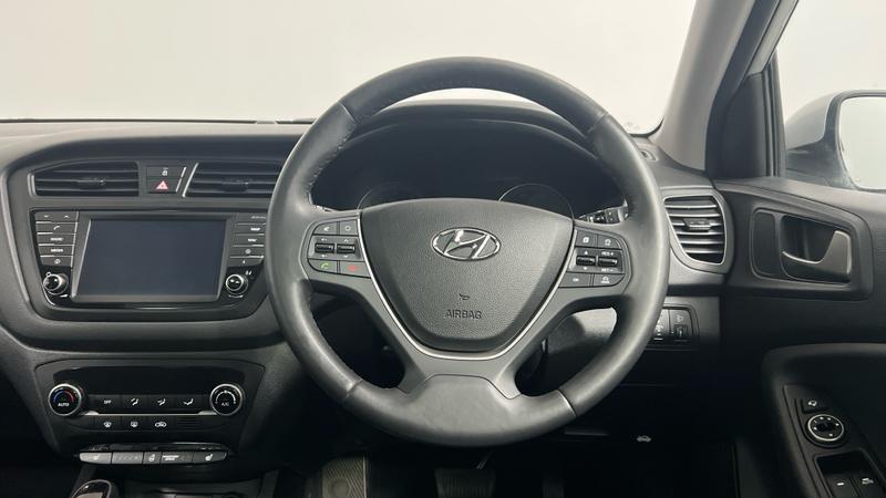 Hyundai i20 Photo cohere-78b4143300d177272b911fda33962b8e1ec82e70.jpg