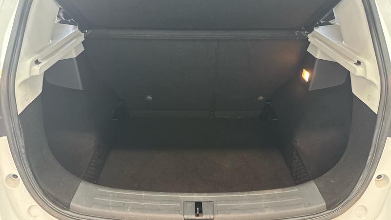 MG MG ZS Photo cohere-79214d36d7742f4cb03a59f937abf62abb73122e.jpg