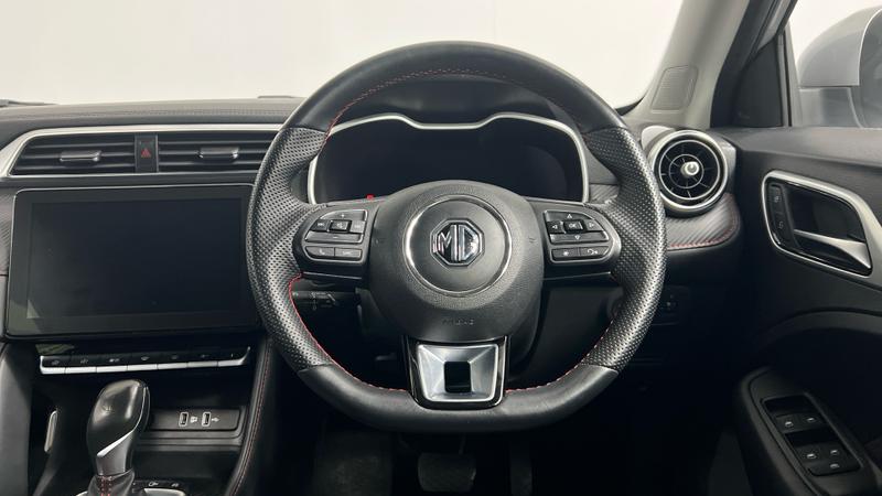 MG ZS Photo cohere-796c08f05df2b9e0187183557b8eb271fa30d99e.jpg