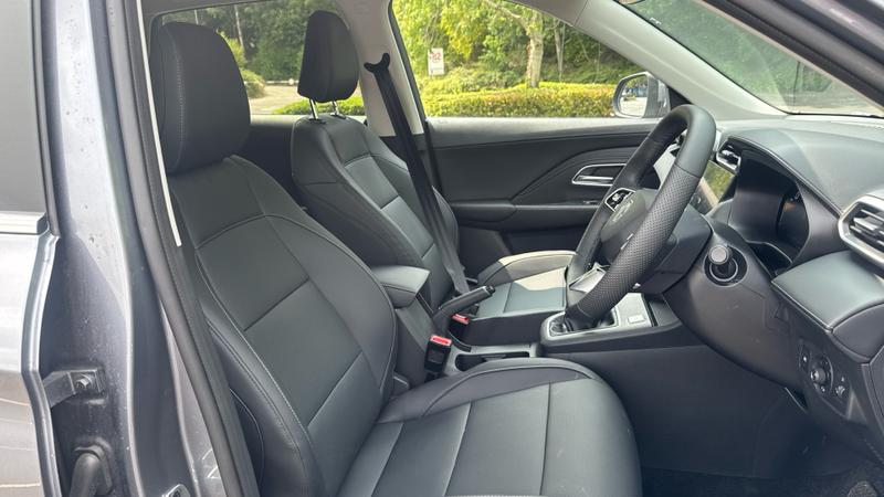 MG MG ZS Photo cohere-798f675dd65f1416b561a561fced0f1448b305b8.jpg