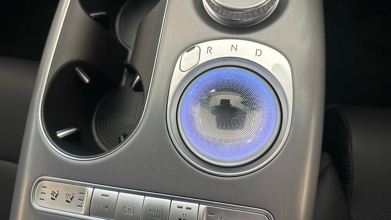 Genesis GV60 Photo cohere-79d41a782fd54a0aaa68f8c18802ab87568327ed.jpg