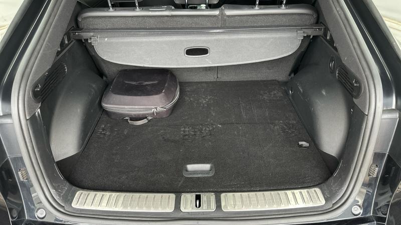 Genesis GV60 Photo cohere-79f49d5bf40fdc8f4a455a0ce25854329ea47249.jpg