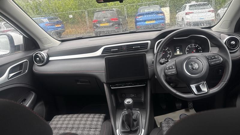 MG ZS Photo cohere-7a42116df858eb1b915f55203ef5515e0f9d85e4.jpg