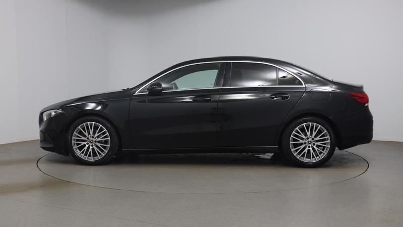 Mercedes-Benz A CLASS Photo cohere-7a44bd6e412df7f7d484e7606d01c547fdaee337.jpg