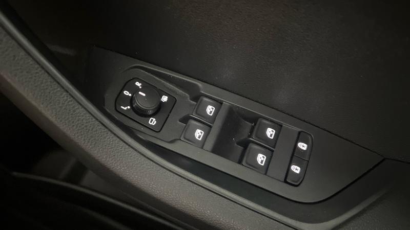 Skoda KAROQ Photo cohere-7a471f9b4836f65dbb630d1f73df7e964254b6d3.jpg