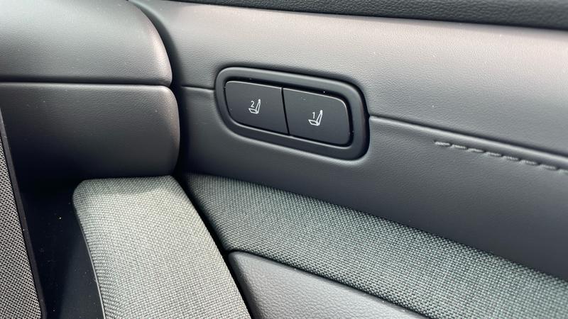 Hyundai TUCSON Photo cohere-7a7bd4d7d9ac70e2d1d384b00b3d3741cd69e110.jpg