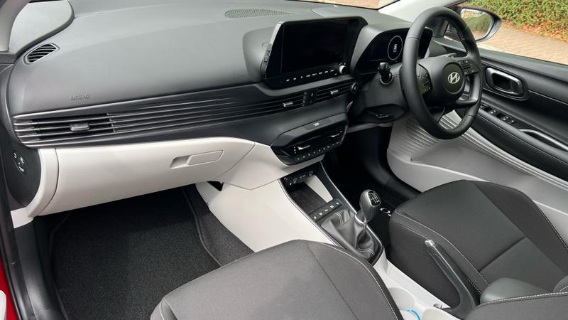 Hyundai i20 Photo cohere-7b07a8f2b8698210f619d114c14ddf842168317f.jpg