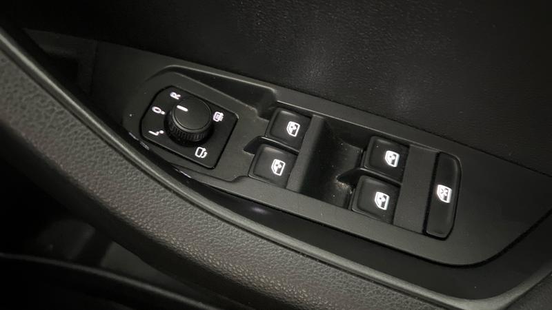 Skoda KAROQ Photo cohere-7b9c6bd339ddc9ad4e04e2f0358d7f86db89abba.jpg