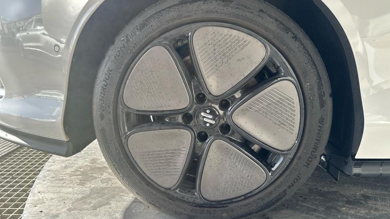MG MG IM5 SM Photo cohere-7bc88e1c6c8d5949038482aef0a3eb39ab6a99f6.jpg