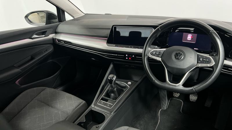 Volkswagen Golf Photo cohere-7c2a5e50fcef9b442574d7966b7848835a748a61.jpg
