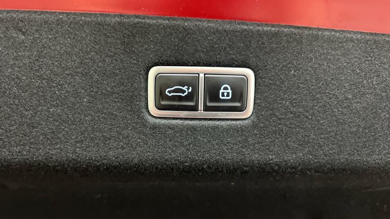 Hyundai IONIQ 6 Photo cohere-7cc8336114e66f6b57a38f4ed8b9535ed4bdefb2.jpg