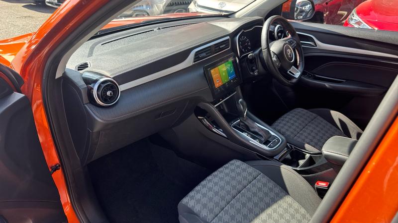 MG ZS Photo cohere-7d4e7eb6e47fe078856b33a4e39e5bbd261b99a4.jpg