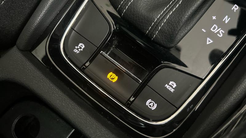 Skoda KAROQ Photo cohere-7d71020e7b76d5a8a326068d5a2a5a332e61570a.jpg
