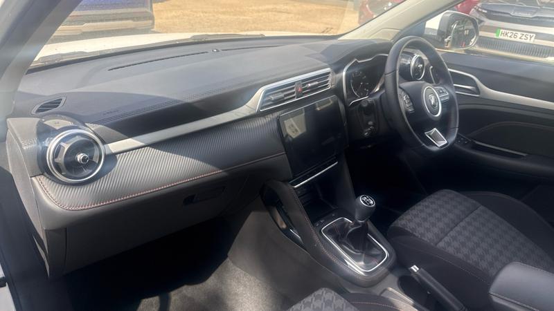 MG ZS Photo cohere-7dd6f667f8dcba2e2680925c1fdaccd6f7dab619.jpg