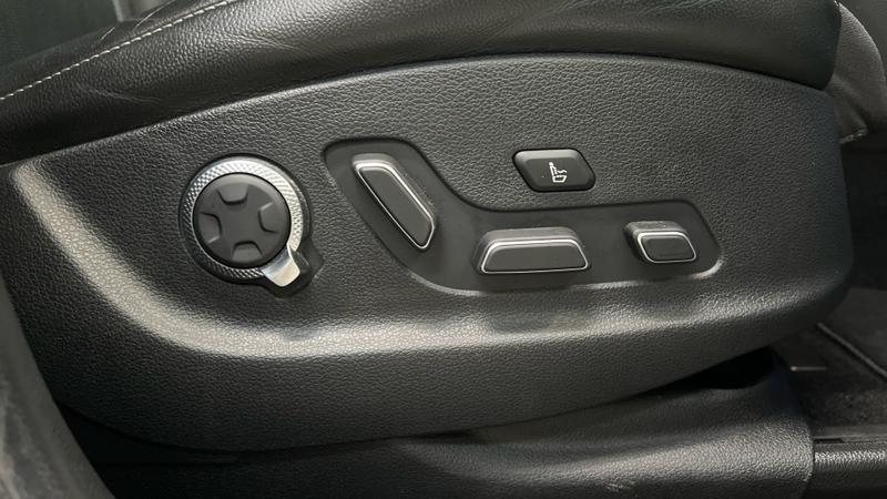 Genesis GV80 Photo cohere-7de36f50311d15bd348a27f986adbf948a060a9a.jpg