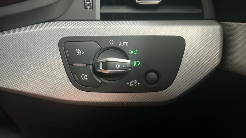 Audi A4 Photo cohere-7e2f0ae5ee5e3f931992d01f821d96183543d10a.jpg
