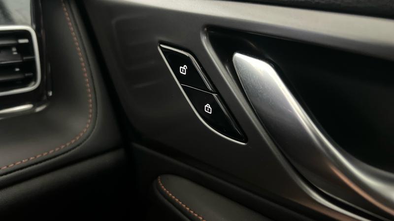 MG HS PHEV 24MY Photo cohere-7e4381047a2c600b98bed4a49bf910de85e97b1d.jpg
