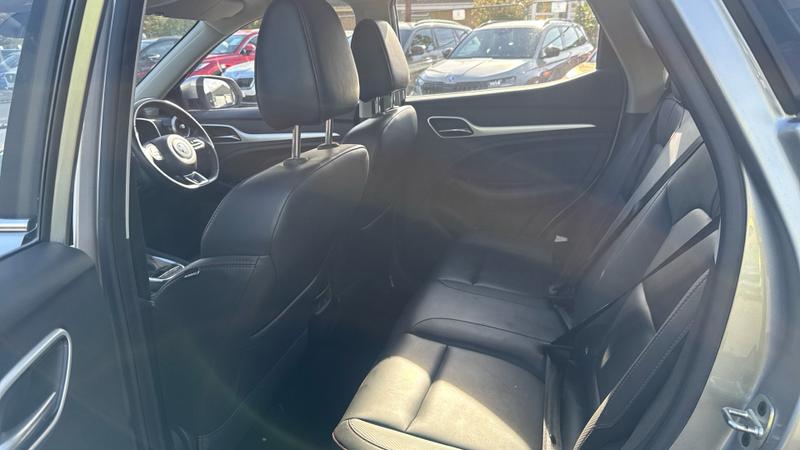 MG ZS Photo cohere-7e5c8017c1a5d911ca31a12e8578133e7c9b4d4a.jpg