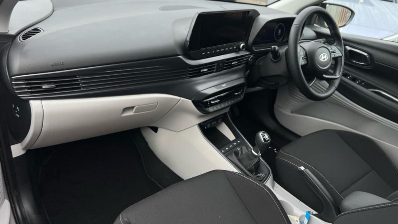 Hyundai i20 Photo cohere-7ef7aa23283a846ea3276f1be5d53c3292d8d868.jpg