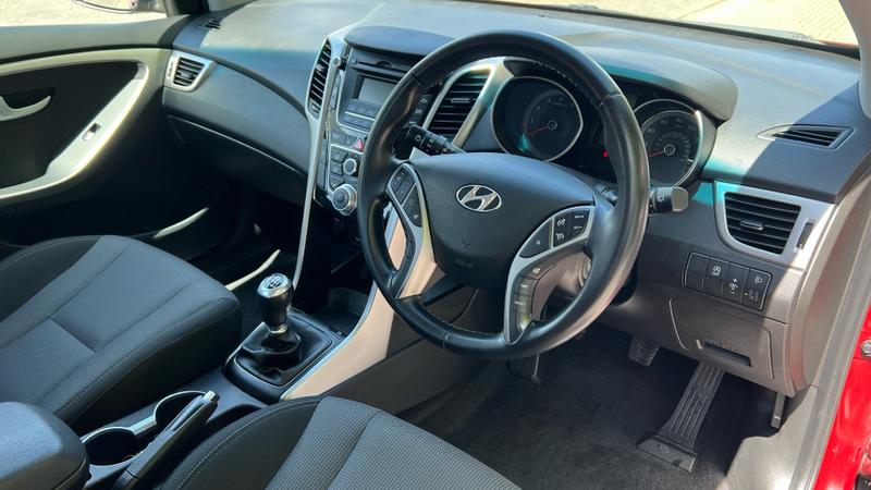 Hyundai i30 Photo cohere-7f4f78890eddb9bab97ced669927c2a2267b1ffd.jpg