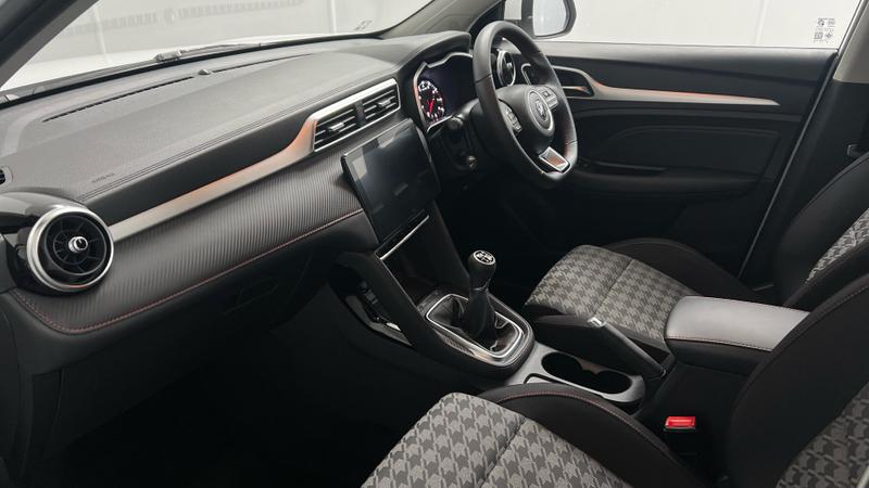 MG ZS Photo cohere-7f52a12ae072faa68f337b8f95c321de9854a0f5.jpg