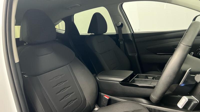 Hyundai TUCSON Photo cohere-8013f17a4f5003bf738843a37c686d7a9b09fcc6.jpg