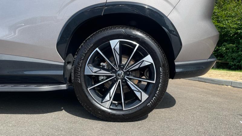 MG HS PHEV 24MY Photo cohere-804254e9eca2ac342de4f936d3f37fee774aa0eb.jpg