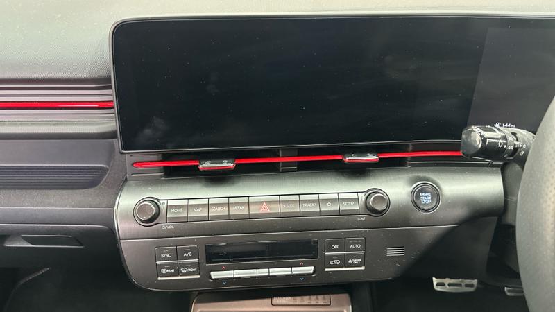 Hyundai KONA Photo cohere-808d331e0f422dd4c5313ca0336cf161be829aaf.jpg