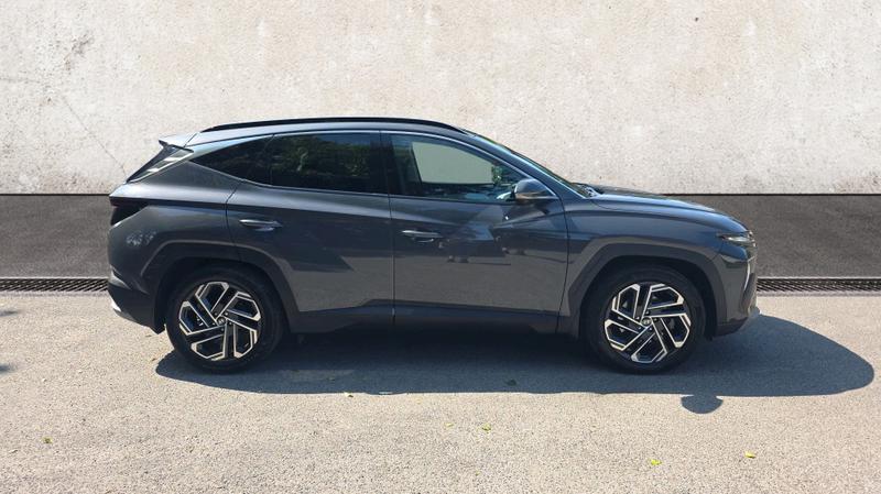 Hyundai TUCSON Photo cohere-80a095bdcafe230266ab5ada0d0d0dc071fa08d8.jpg