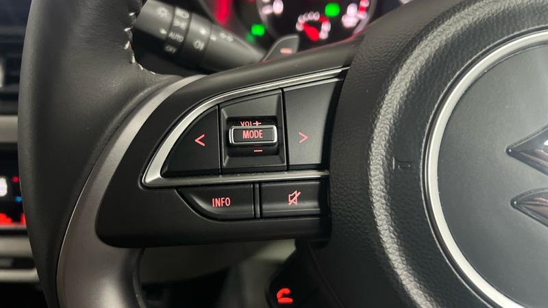 Suzuki SWIFT Photo cohere-80b69b7e97af84b7bc762df5a4e723a80f893ed5.jpg