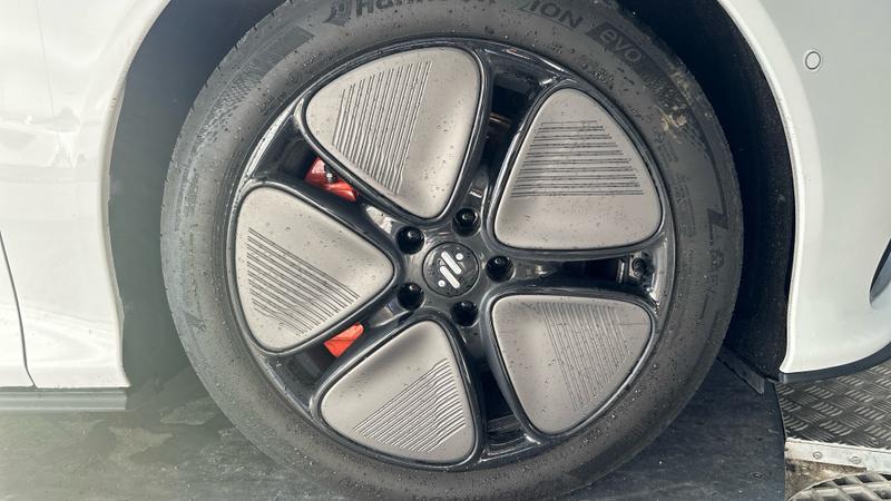 MG MG IM5 SM Photo cohere-81034d28d964d8ada7e0d6c27b7bd57fc567f35d.jpg