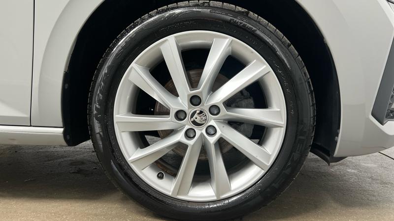 Skoda SCALA Photo cohere-81766240d5d19353f4beaadd2e1fac9d67d4892f.jpg