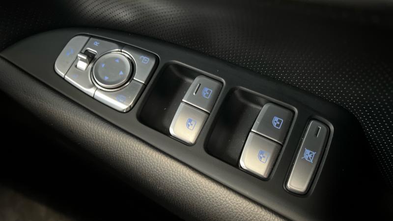 Genesis G70 Photo cohere-817e8316d4e308a4f03ccc767f1b9419b78411e9.jpg