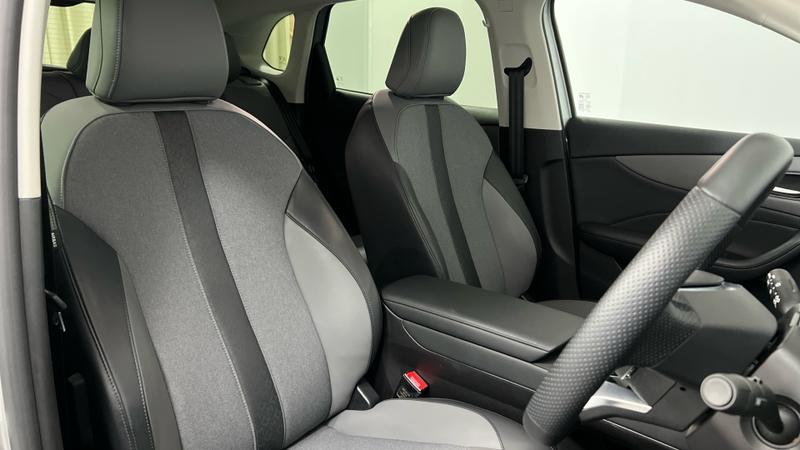 MG MGS5 EV Photo cohere-822c9f36af8bb4297e78613eecb801ba7a7fb84b.jpg