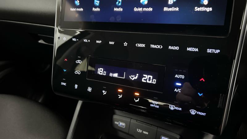 Hyundai TUCSON Photo cohere-8250bc68fc6411815f2d30d01f362688eff5aaba.jpg