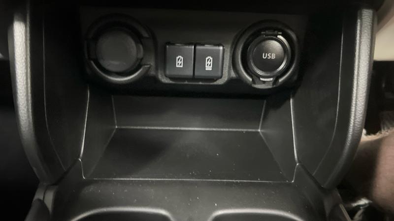 Suzuki SWIFT Photo cohere-827101b43bc99b441233d23eb3d2ed2b33d58939.jpg