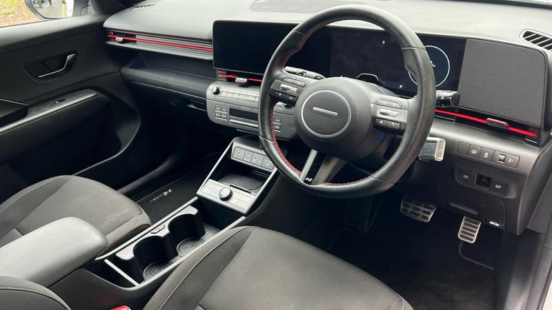 Hyundai KONA Photo cohere-82cb54efd572361222260efb0bd9d72b2f7200a7.jpg