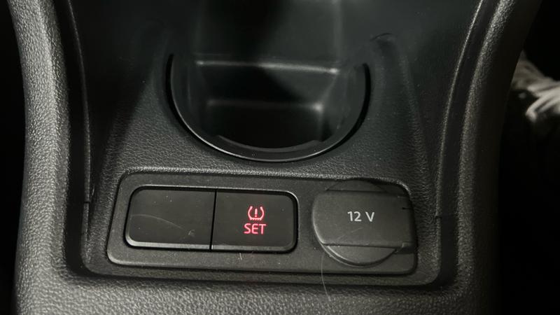 Volkswagen UP Photo cohere-83326bc520ee4fdebeb42a07c650d51d93974a6b.jpg
