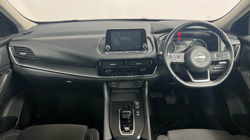 Nissan QASHQAI Photo cohere-84f21277a653536b1e38801fa716bea55c00f7d1.jpg