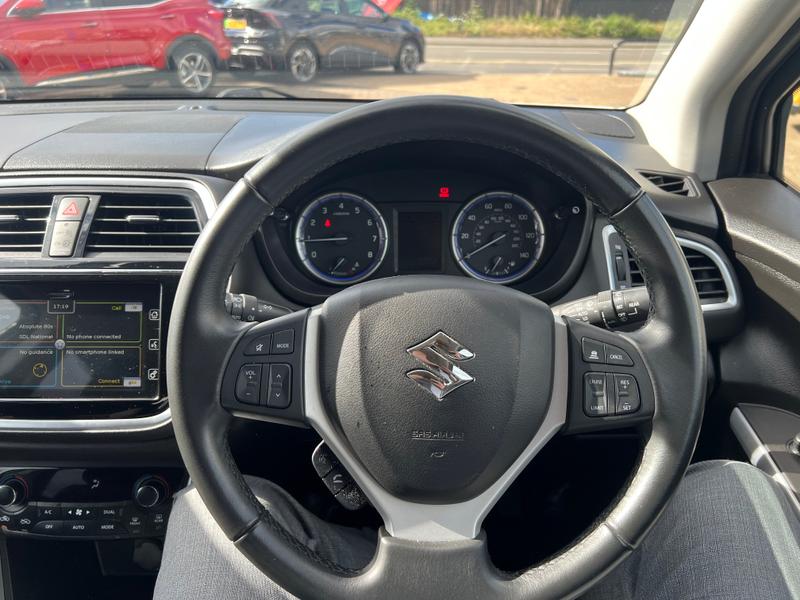 Suzuki SX4 S-Cross Photo cohere-850c7043d89a6a9eeab7ca8ac037b63ae4ed4c69.jpg