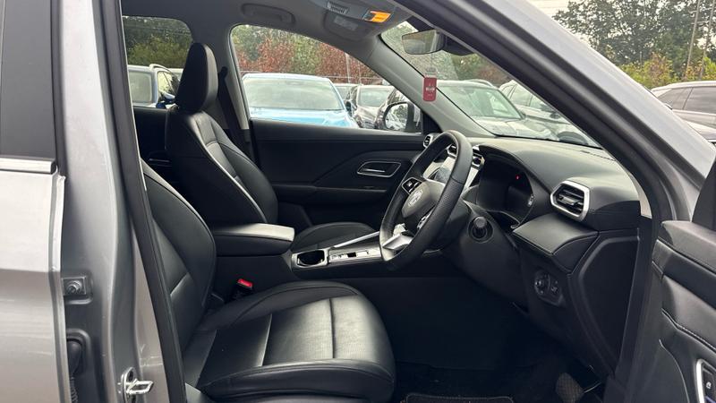 MG MG ZS Photo cohere-8518326b3daa838a0786321b82ecd26c45c50635.jpg