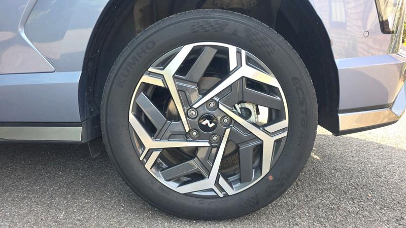 Hyundai KONA Photo cohere-85282f27b1716e173e9d5a94f33918e134445ede.jpg